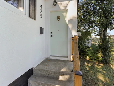 425 Stewart Avenue - 2