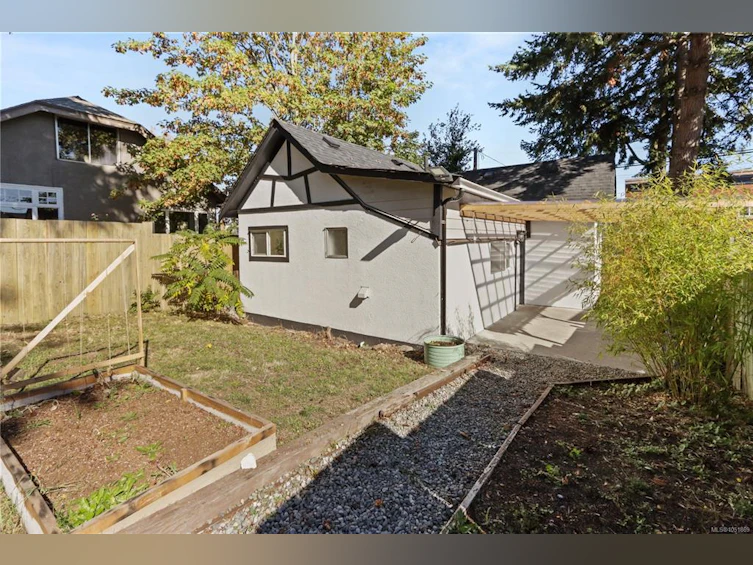 425 Stewart Avenue, Nanaimo, BC, V9S 4C7 - 35