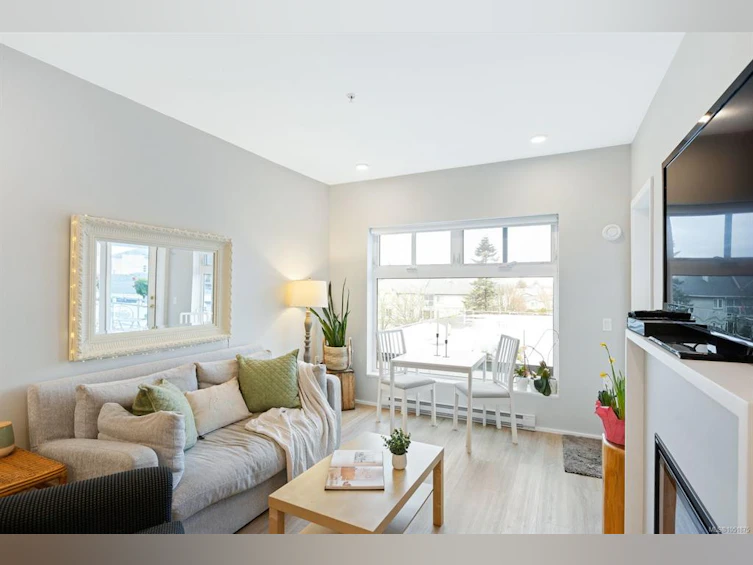 303-2348 Beacon Avenue, Sidney, BC, V8L 1X3 - 8