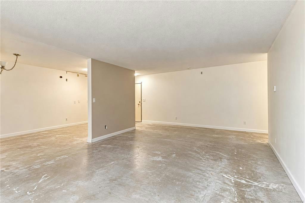 206-3800 Quadra Street, Saanich, BC, V8X 1H8 - 6