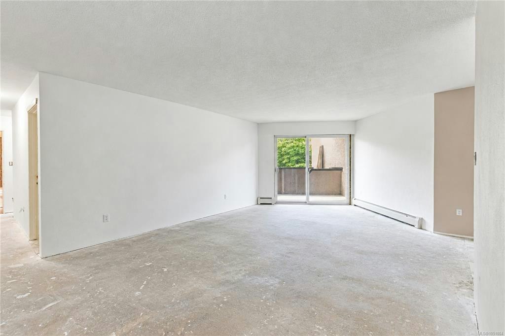 206-3800 Quadra Street, Saanich, BC, V8X 1H8 - 8