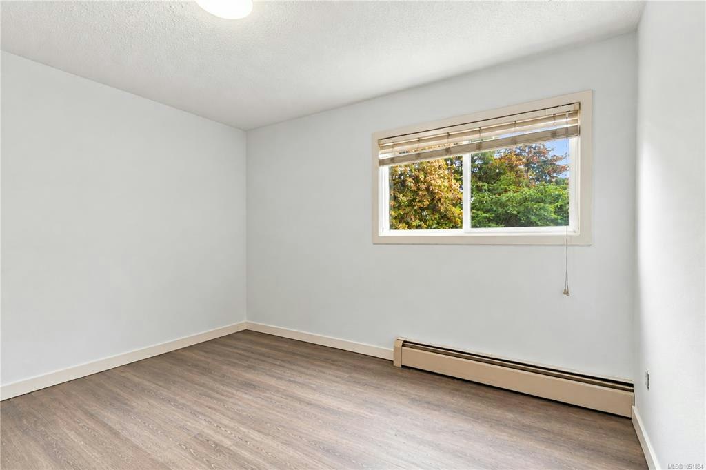 206-3800 Quadra Street, Saanich, BC, V8X 1H8 - 18