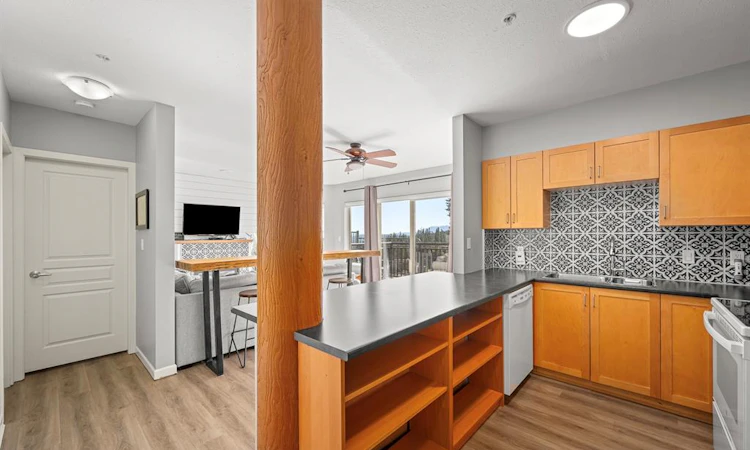 111-1280 Alpine Road