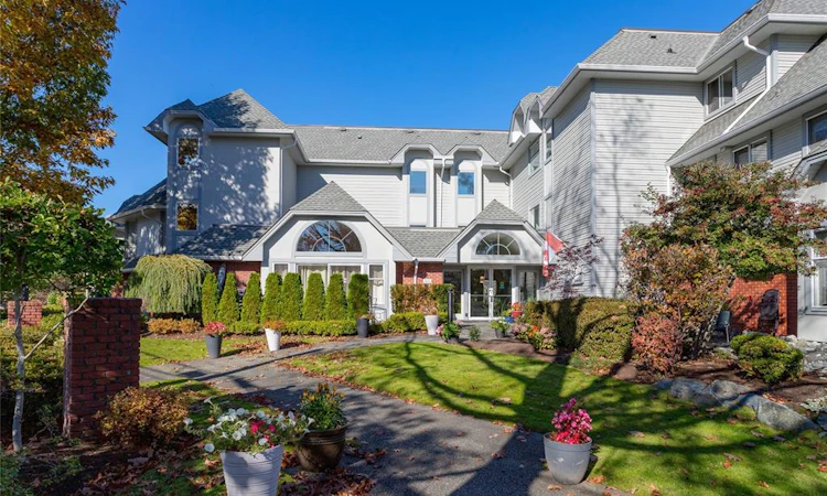 201-10431 Resthaven Drive