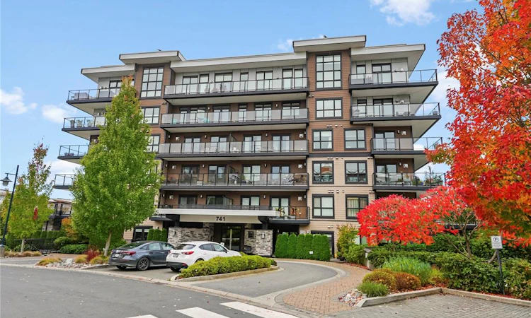303-741 Travino Lane