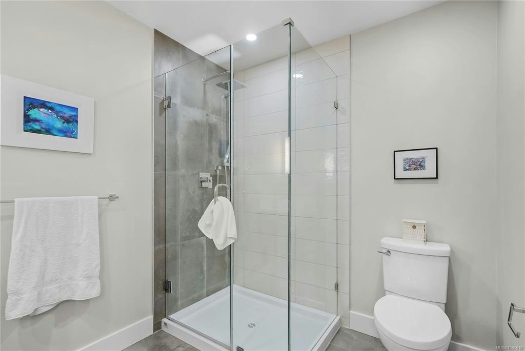 303-741 Travino Lane, Saanich, BC, V8Z 0G3 - 13