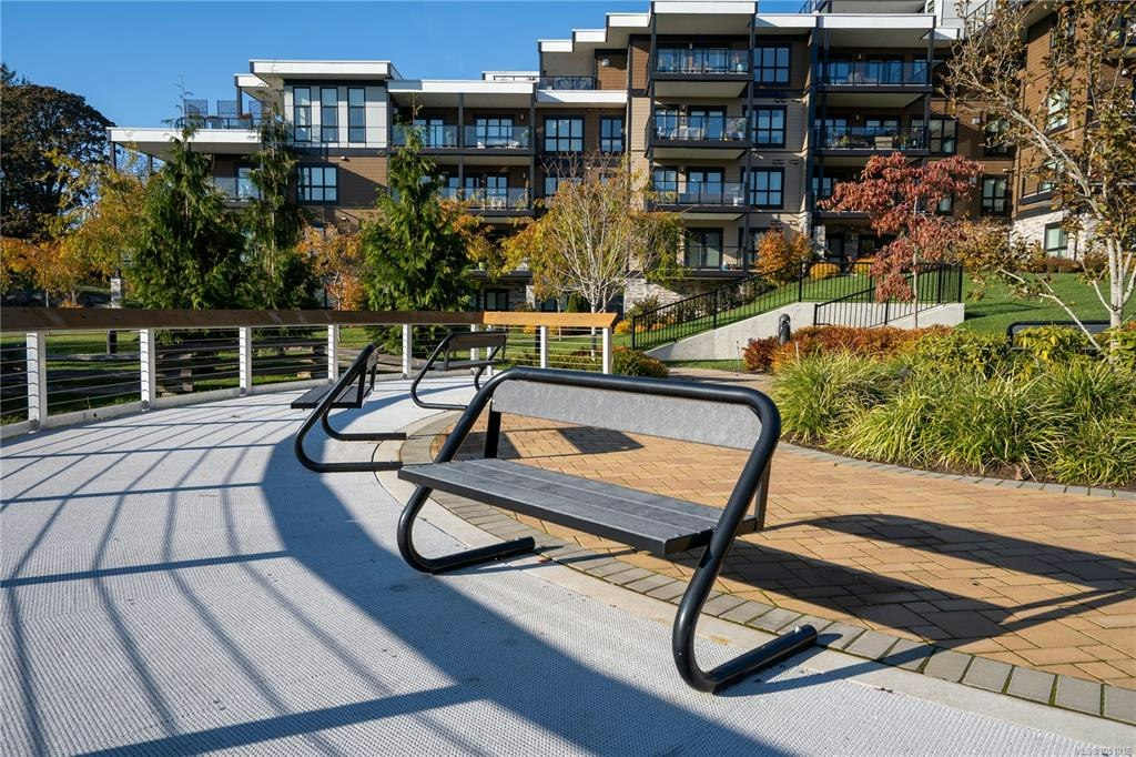303-741 Travino Lane, Saanich, BC, V8Z 0G3 - 24