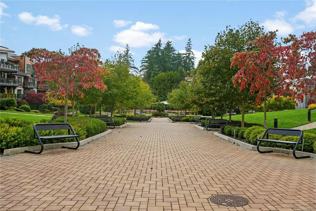 303-741 Travino Lane, Saanich, BC, V8Z 0G3 - 19