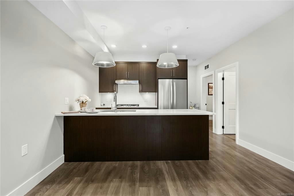 303-741 Travino Lane, Saanich, BC, V8Z 0G3 - 4