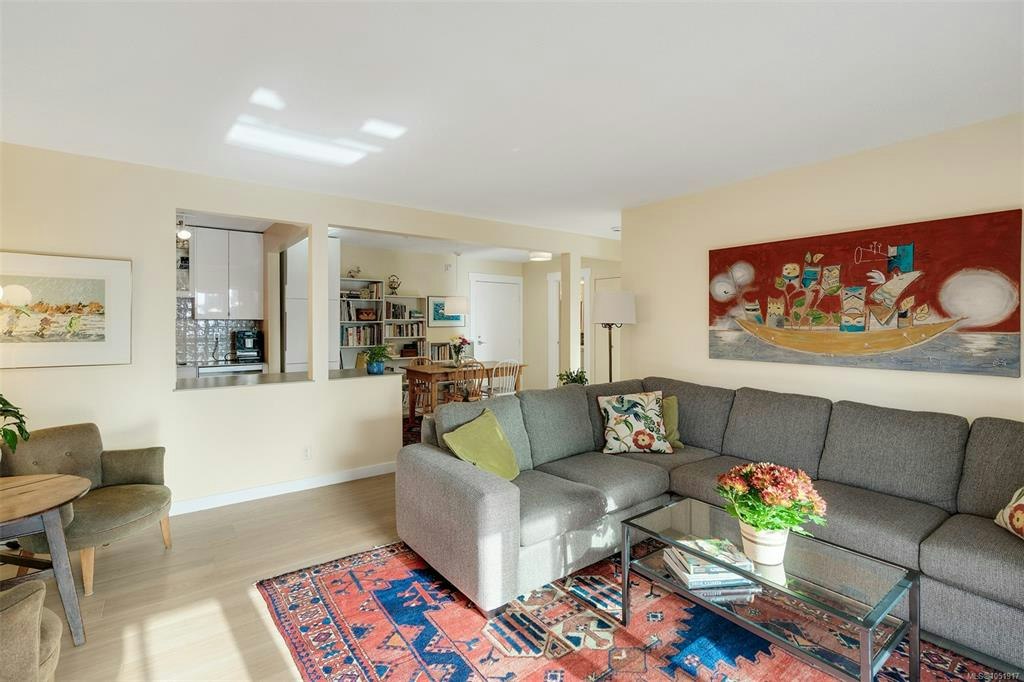 416-1433 Faircliff Lane, Victoria, BC, V8S 3J6 - 18