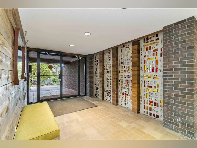 416-1433 Faircliff Lane, Victoria, BC, V8S 3J6 - 41