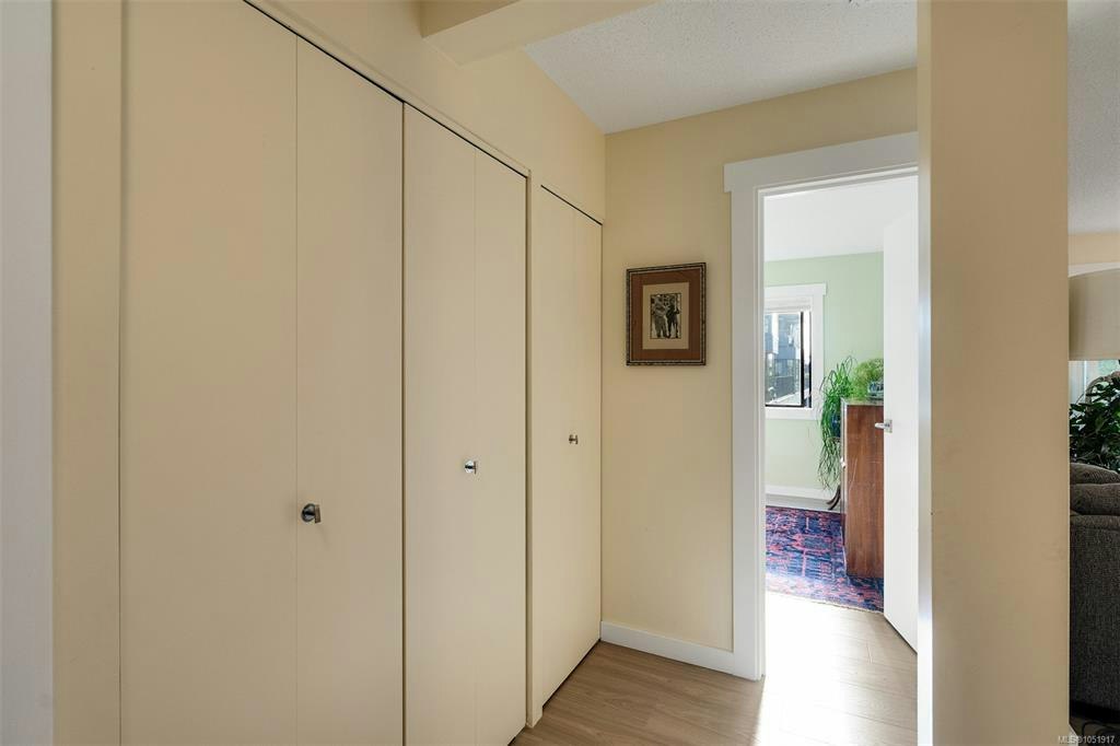 416-1433 Faircliff Lane, Victoria, BC, V8S 3J6 - 29