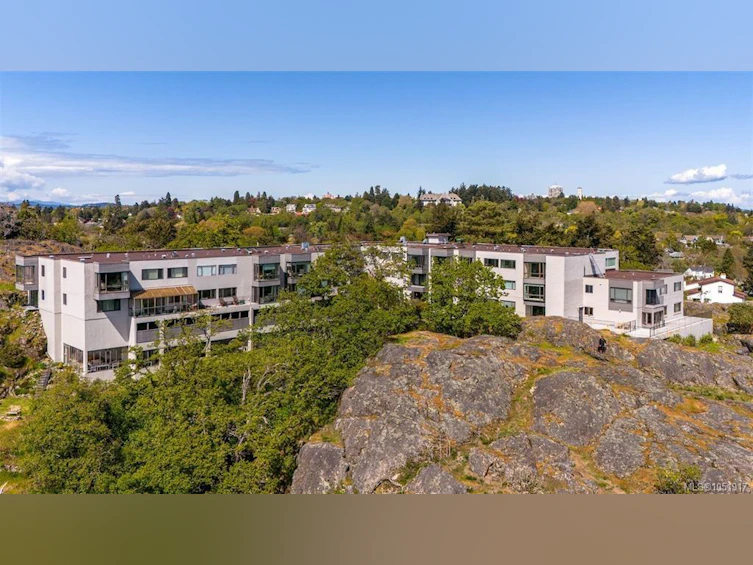 416-1433 Faircliff Lane, Victoria, BC, V8S 3J6 - 37