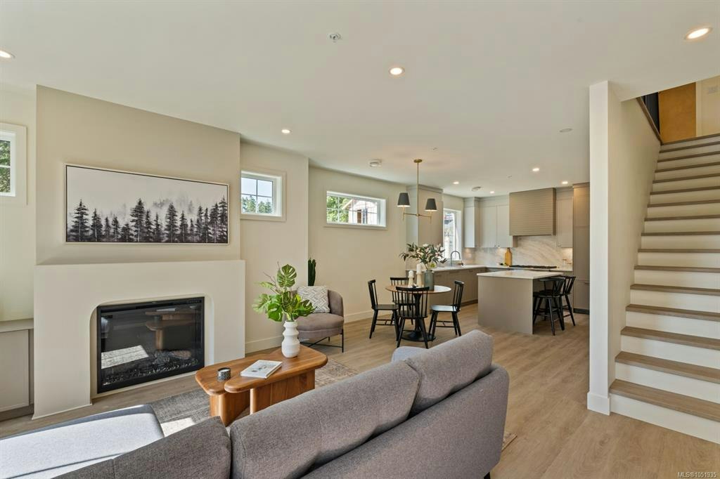 214-2770 Vantilburg Crescent, Langford, BC, V9B 3K4 - 2