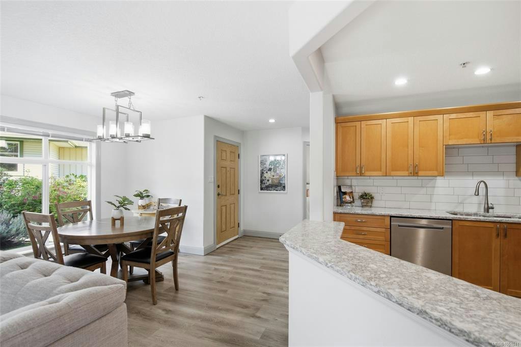 4-340 Young Street - 4