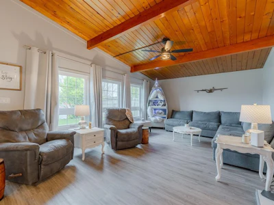 5032 Cherry Creek Road - 5