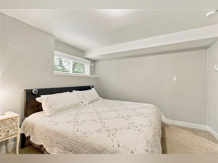 5861 Emil Place, Nanaimo, BC, V9T 5N3 - 53