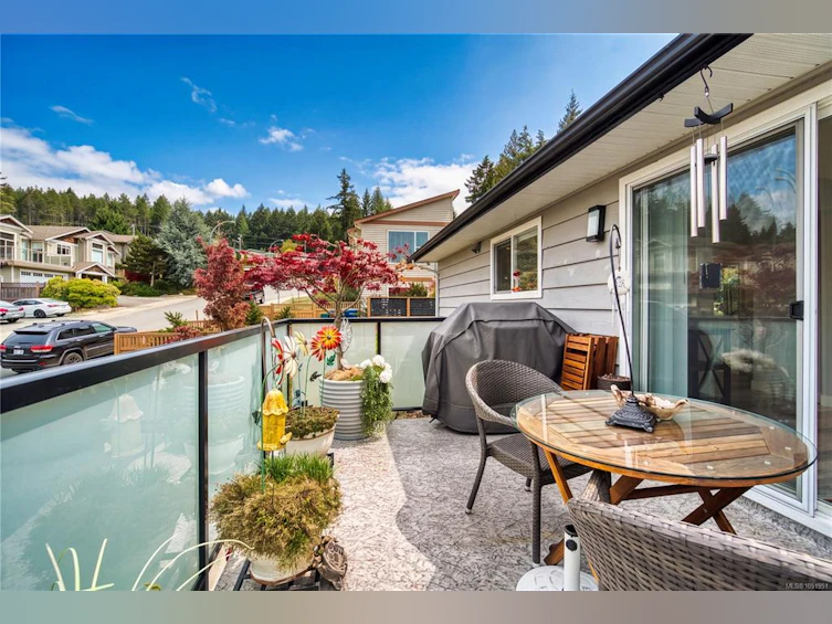5861 Emil Place, Nanaimo, BC, V9T 5N3 - 14