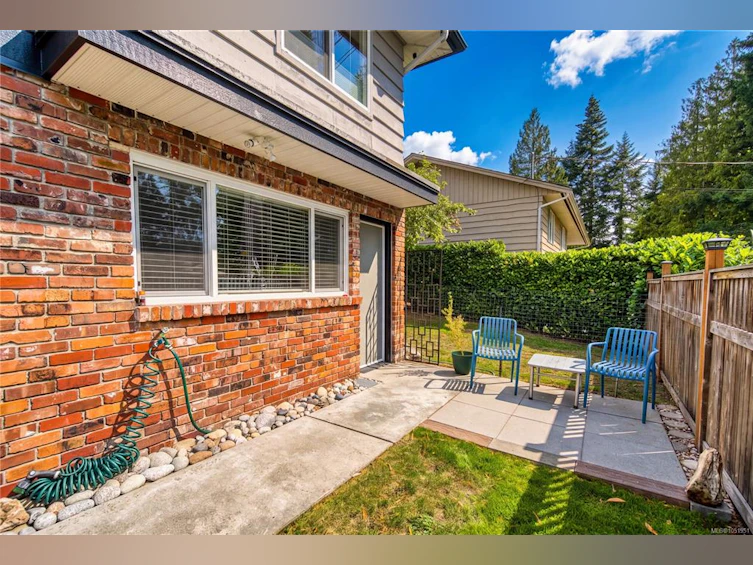 5861 Emil Place, Nanaimo, BC, V9T 5N3 - 48