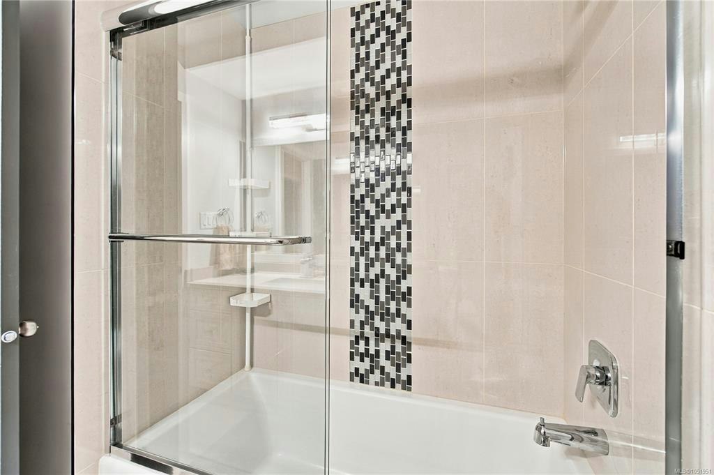 5861 Emil Place, Nanaimo, BC, V9T 5N3 - 32
