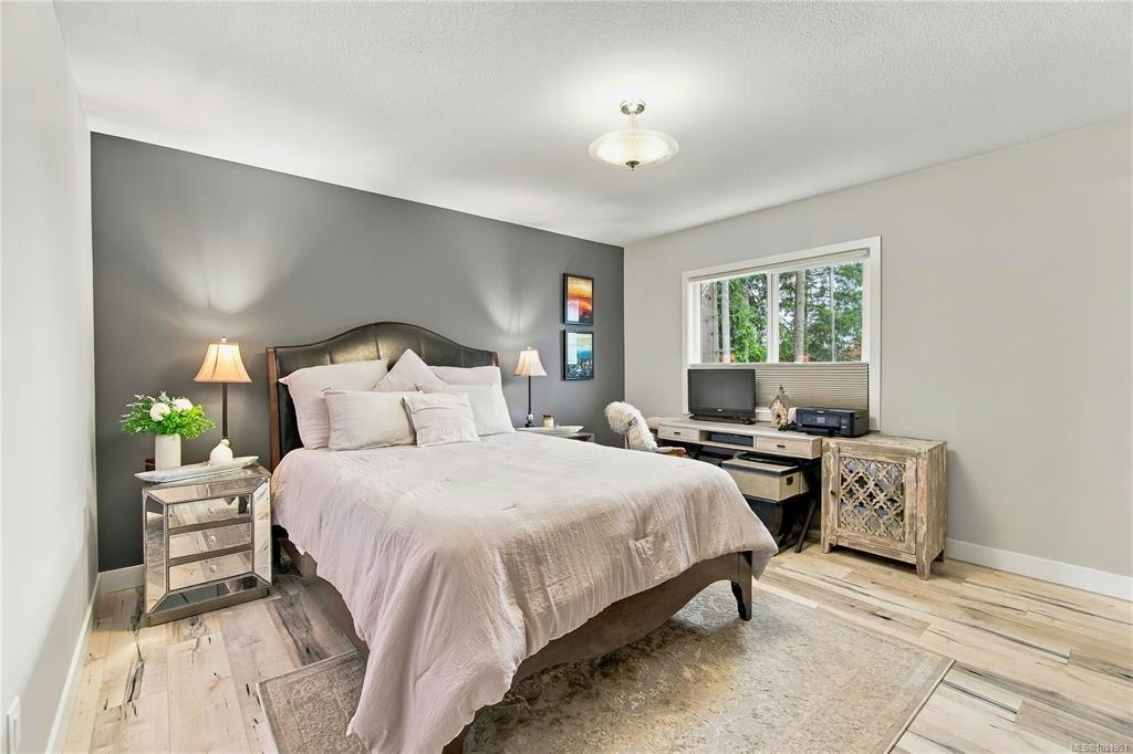 5861 Emil Place, Nanaimo, BC, V9T 5N3 - 27