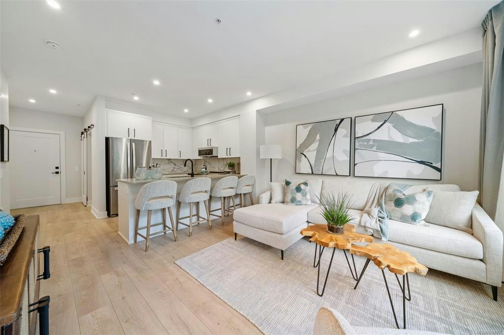 109-1371 Goldstream Avenue - 4