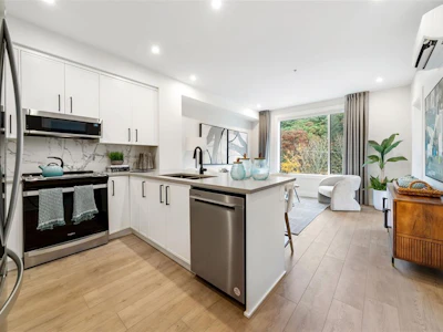109-1371 Goldstream Avenue - 2