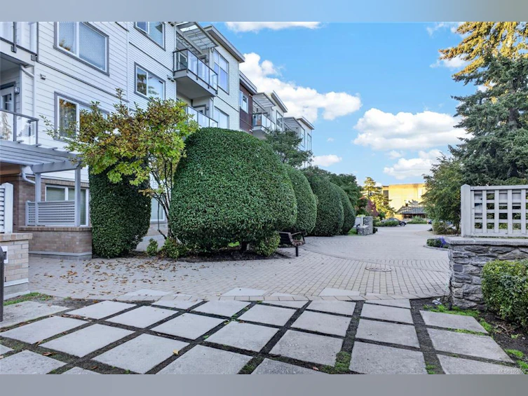 306-4394 West Saanich Road, Saanich, BC, V8Z 0B5 - 39