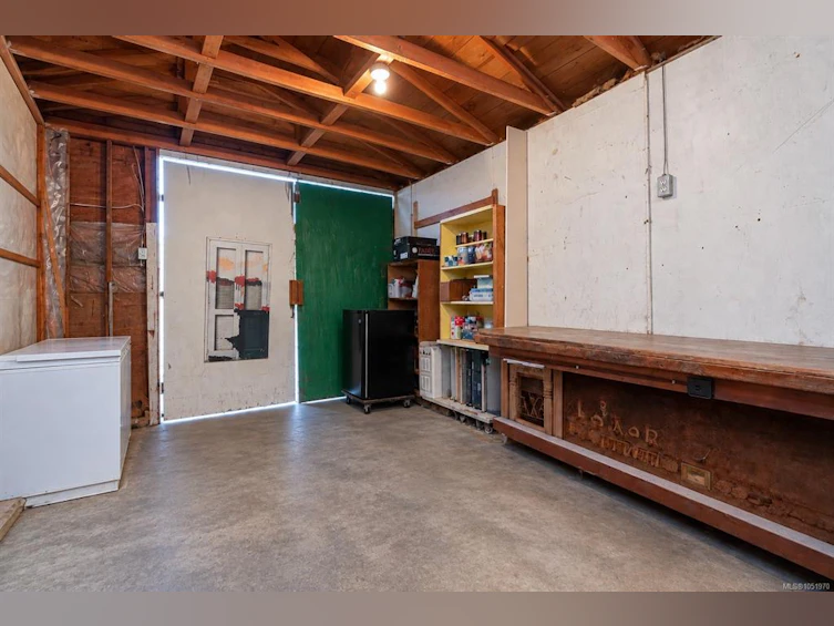 2279 Bradford Avenue, Sidney, BC, V8L 2C9 - 17