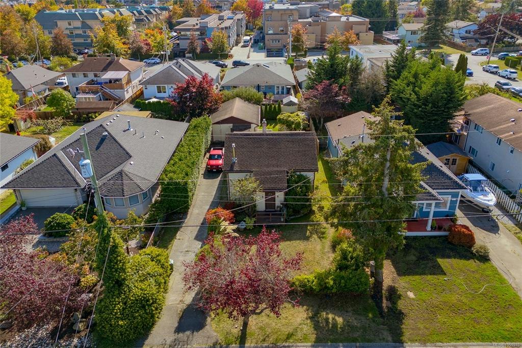 2279 Bradford Avenue, Sidney, BC, V8L 2C9 - 27