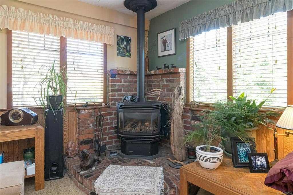 2279 Bradford Avenue - 5