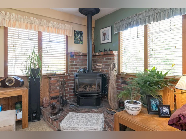 2279 Bradford Avenue, Sidney, BC, V8L 2C9 - 5