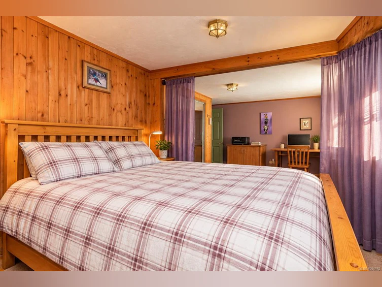 2279 Bradford Avenue, Sidney, BC, V8L 2C9 - 10