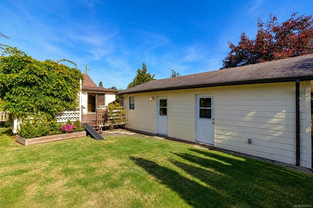 2279 Bradford Avenue, Sidney, BC, V8L 2C9 - 25