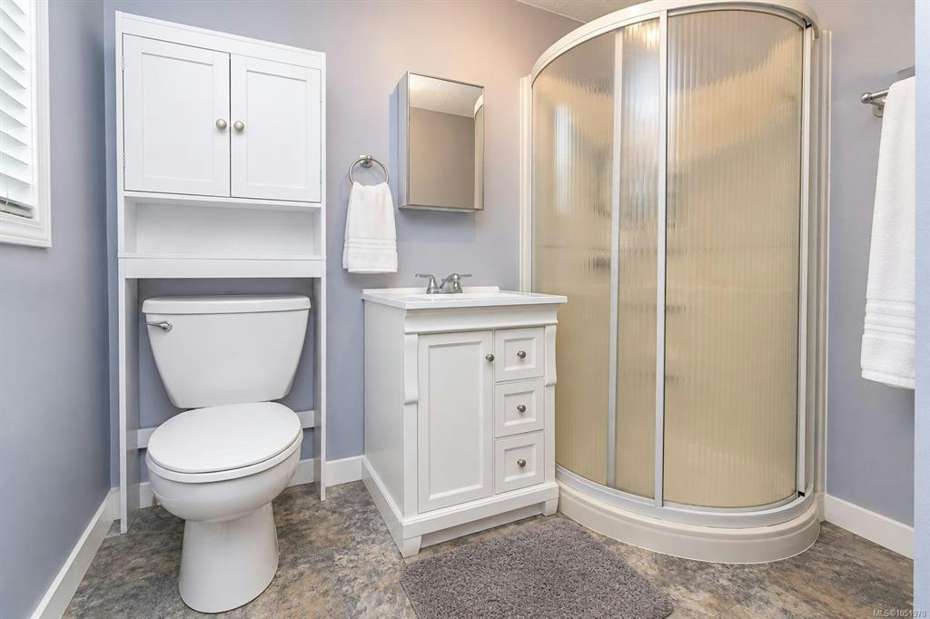 2279 Bradford Avenue, Sidney, BC, V8L 2C9 - 24