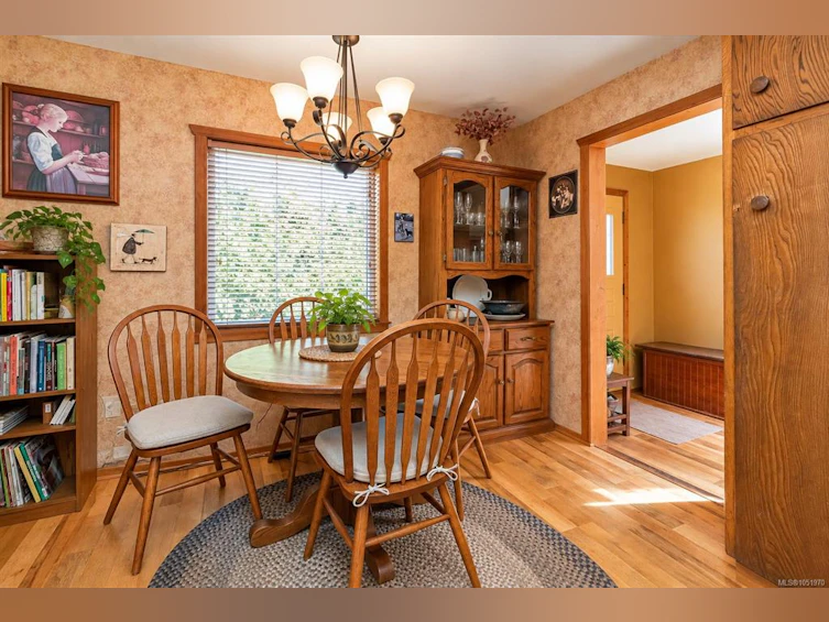 2279 Bradford Avenue, Sidney, BC, V8L 2C9 - 6