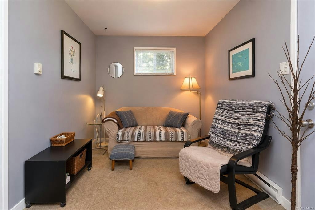 2279 Bradford Avenue, Sidney, BC, V8L 2C9 - 20