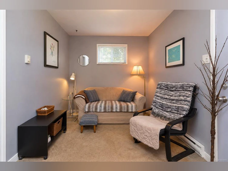2279 Bradford Avenue, Sidney, BC, V8L 2C9 - 20