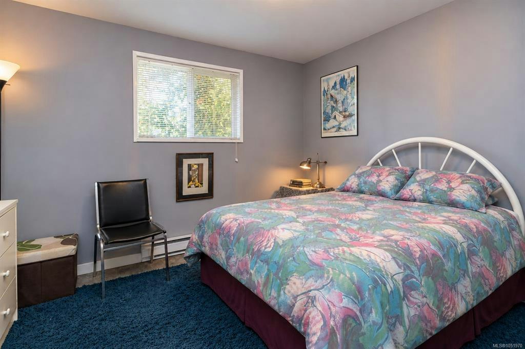2279 Bradford Avenue, Sidney, BC, V8L 2C9 - 23