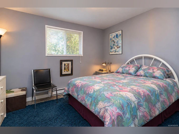 2279 Bradford Avenue, Sidney, BC, V8L 2C9 - 23