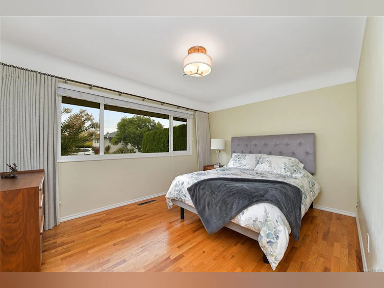3213 Aldridge Street, Saanich, BC, V8P 4L7 - 14
