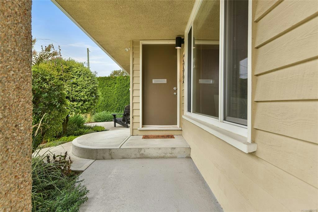 3213 Aldridge Street, Saanich, BC, V8P 4L7 - 27