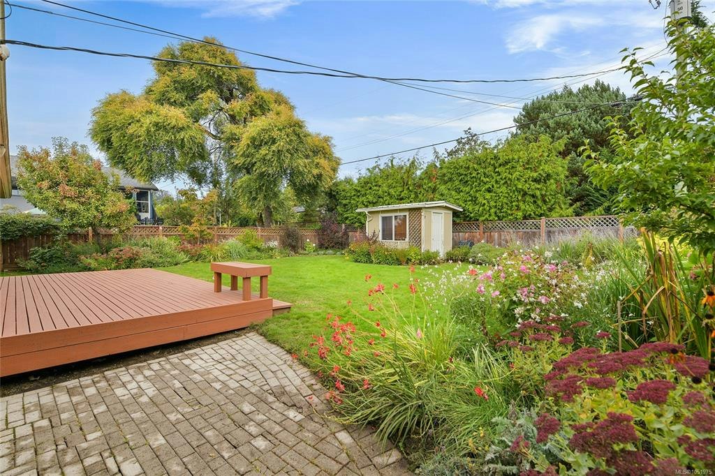 3213 Aldridge Street, Saanich, BC, V8P 4L7 - 20