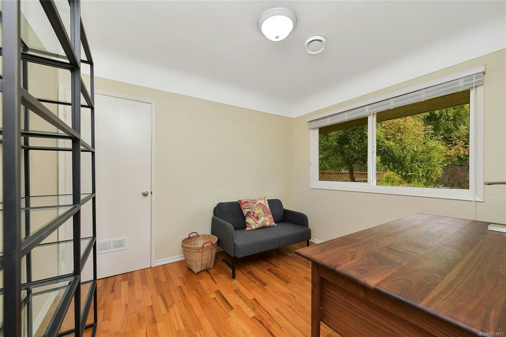 3213 Aldridge Street, Saanich, BC, V8P 4L7 - 17