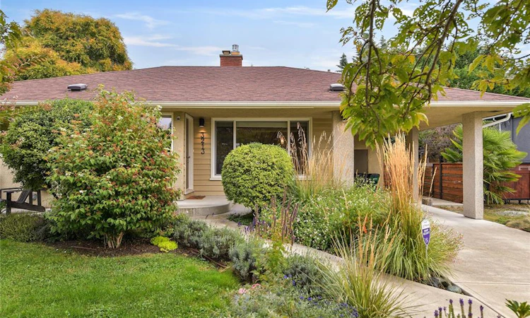 3213 Aldridge Street