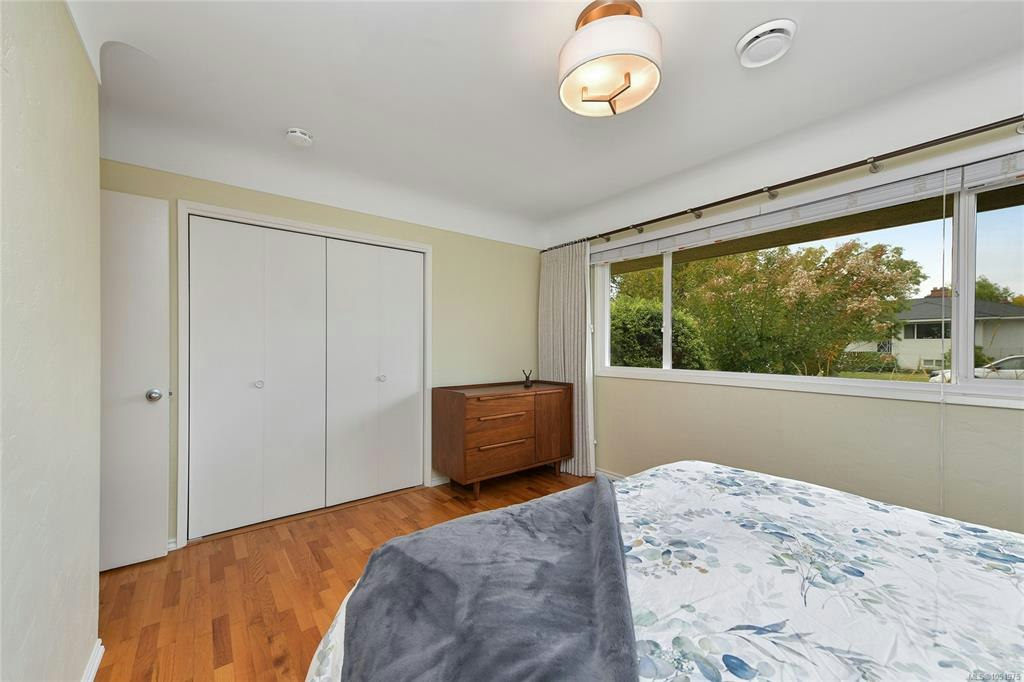 3213 Aldridge Street, Saanich, BC, V8P 4L7 - 15