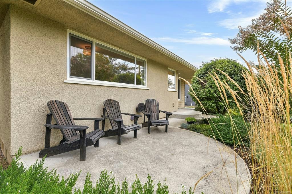 3213 Aldridge Street, Saanich, BC, V8P 4L7 - 29