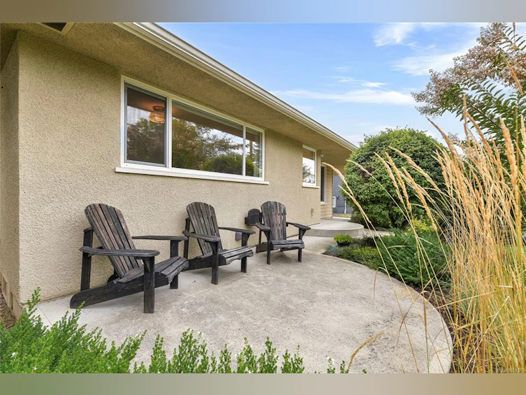 3213 Aldridge Street, Saanich, BC, V8P 4L7 - 29