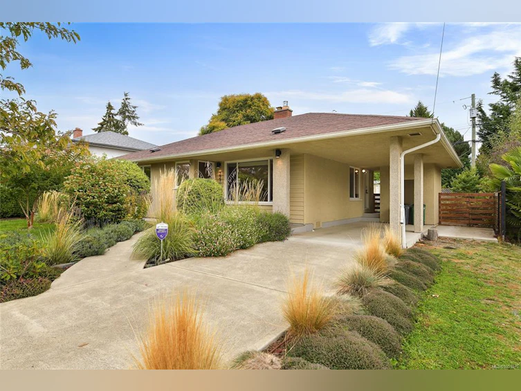 3213 Aldridge Street, Saanich, BC, V8P 4L7 - 26