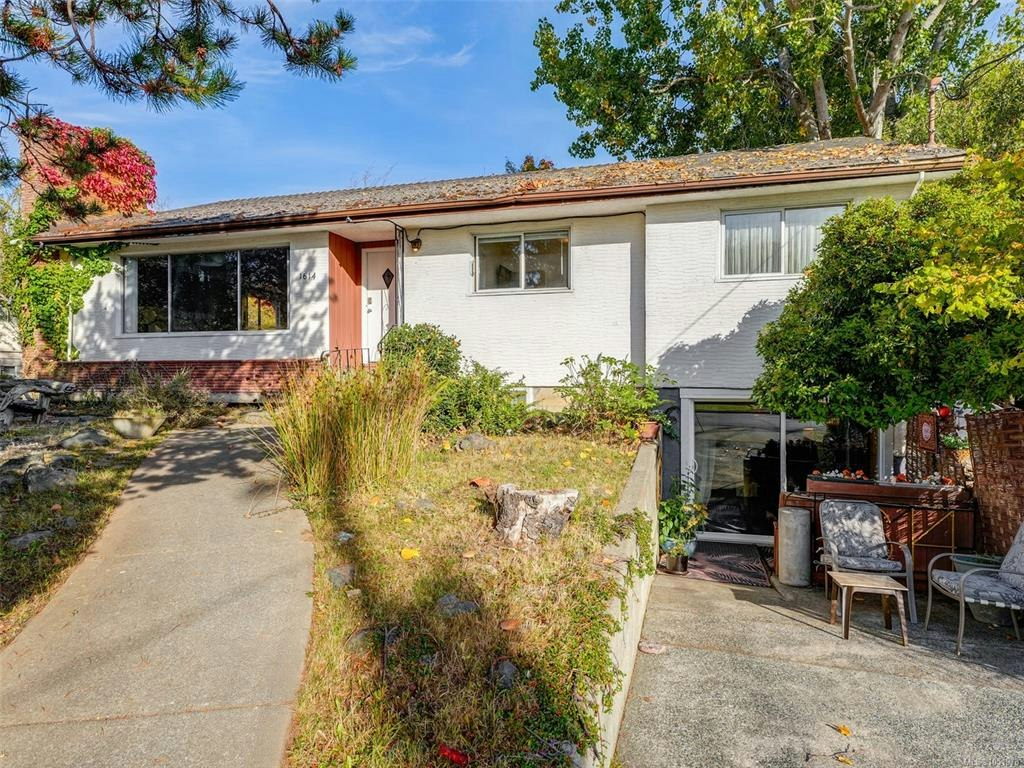 1614 Richardson Street, Victoria, BC, V8S 1R4